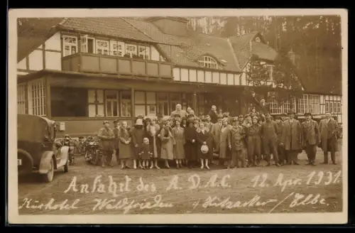 Foto-AK Hitzacker /Elbe, Anfahrt des ADAC am Kurhotel Waldfrieden
