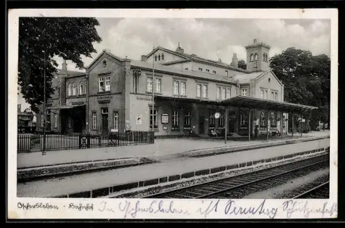 AK Oschersleben, Blick auf die Wartehalle am Bahnhof