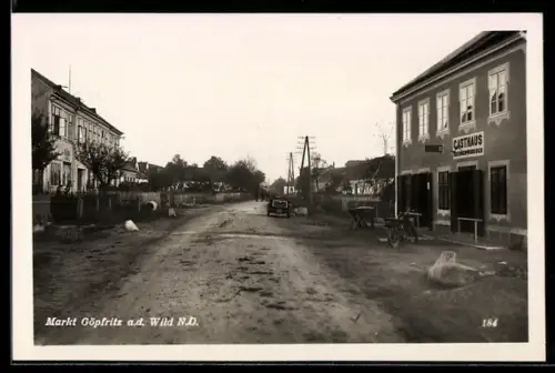 AK Markt Göpfritz a. Wild, Strassenpartie mit Gasthaus