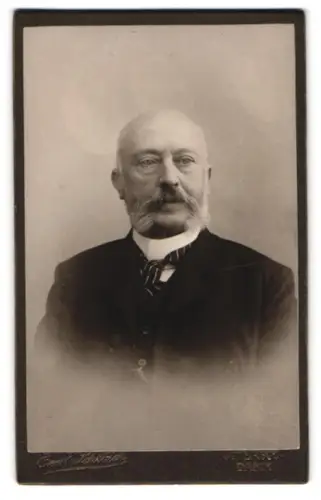 Fotografie Emil Schröter, Jüterbog, Porträt des Herrn Carl Struntz