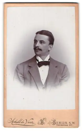 Fotografie Achille de Veer, Berlin, Friedrichstrasse 247, Porträt von Carl Knoppe