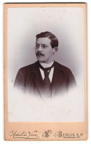 Fotografie Achill de Veer, Berlin, Friedrichstrasse 247, Porträt von Herrn Richter