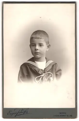 Fotografie Eugen Schöfer, Wien, Kohlmarkt 8, Porträt von Gerhard MM, geb. 1901