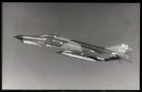 Fotografie Flugzeug Douglas F-4 Phantom, Kampfjet USAF 88526