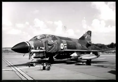 Fotografie Flugzeug Douglas F-4 Phantom, Kampfjet XV471