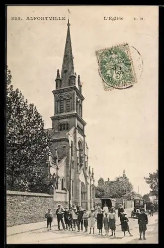 AK Alfortville, L`Église, Kinder vor der Kirche