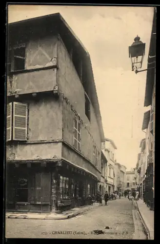 AK Charlieu /Loire, Rue Chevroterie