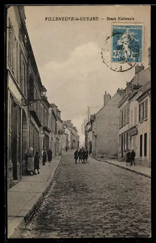 AK Villeneuve-la-Guyard, La Rue Nationale