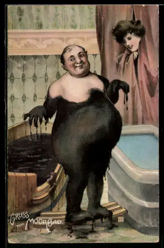 AK Frau beobachtet einen Mann im Moorbad