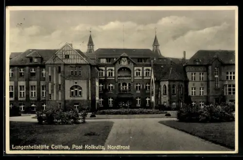 AK Cottbus, Lungenheilanstalt von der Nordfront mit Gartenanlage