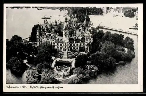 AK Schwerin i. M., Schloss, Fliegeraufnahme