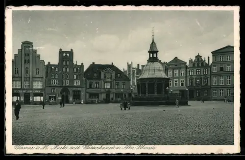 AK Wismar, Markt mit Wasserkunst und Alter Schwede