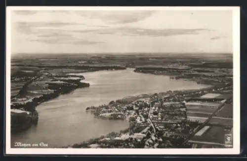AK Motzen i. d. Mark, Luftaufnahme vom See und Ort