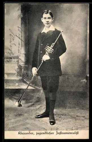 AK Jugendlicher Instrumentalist Alexander, Musiker
