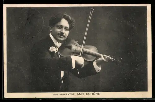 AK Musikdirektor Max Schöne mit Geige