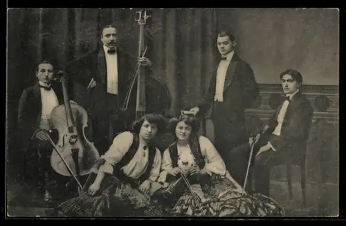 AK Orchestra Zelio mit Instrumenten, Musiker