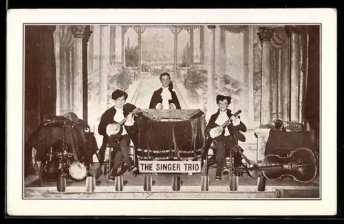 AK The Singer Trio mit Instrumenten, Musiker