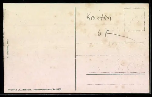 AK Hvar, Piazza e Mandracchio