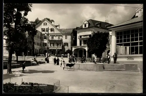 AK Bad Aussee /Salzkammergut, Platz mit Pavillon und Häuserzeile