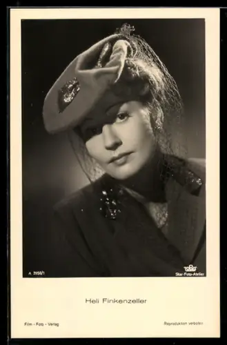 AK Schauspielerin Heli Finkenzeller, mit Hut und Netz darüber