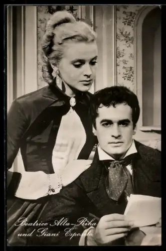 AK Schauspieler Beatrice Alta Riba und Giani Esposito in einer Filmszene