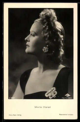 AK Schauspielerin Marte Harell im Halbprofil porträtiert