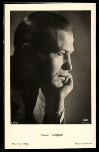 AK Schauspieler Rene Deltgen, den Kopf auf die Hand gestützt