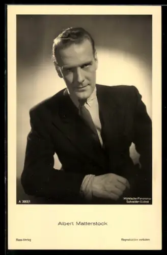 AK Schauspieler Albert Matterstock in Anzug und Krawatte