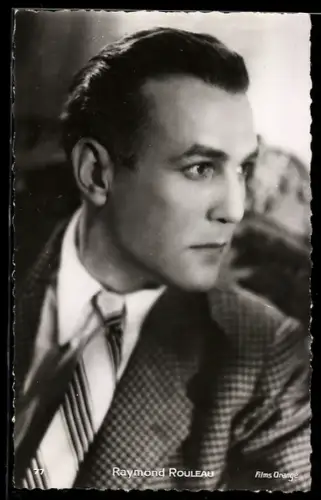 AK Schauspieler Raymond Rouleau in karierter Jacke mit Krawatte