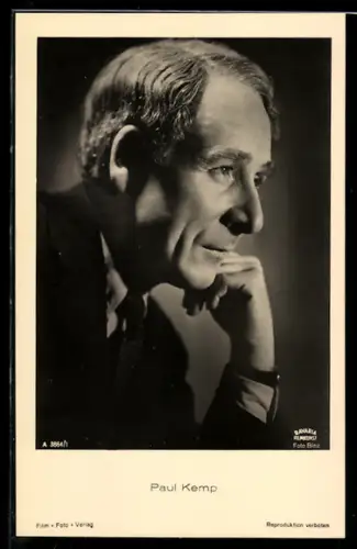 AK Schauspieler Paul Kemp blickt fragend in die Ferne