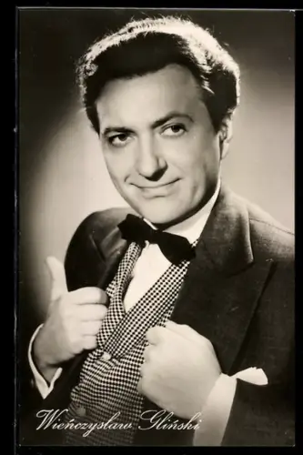 AK Schauspieler Wienczyslaw Glinski mit Fliege und karierter Weste