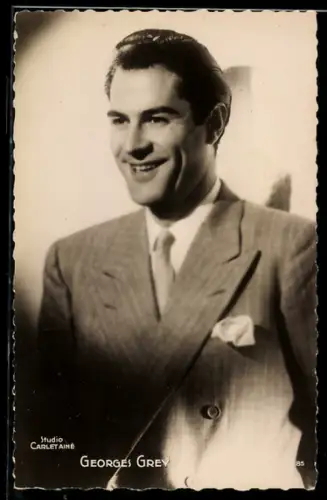 AK Schauspieler Georges Grey lächelnd zur Seite