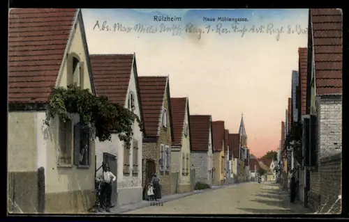 AK Rülzheim, Neuen Mühlengasse mit Wohnhäusern
