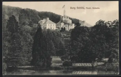 AK Hohen Demzin /Meckl. Schweiz, Burg Schlitz, Parkanlage, Teich