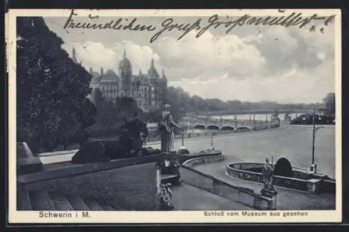 AK Schwerin i. M., Schloss vom Museum aus gesehen