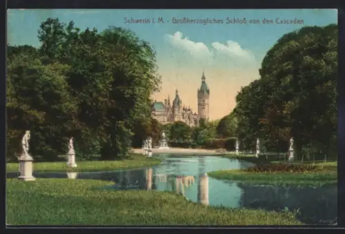 AK Schwerin i. M., Grossherzogliches Schloss von den Cascaden