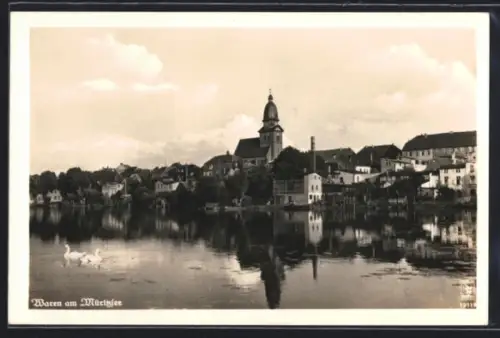 AK Waren am Müritzsee, Stadtansicht mit Kirche und See