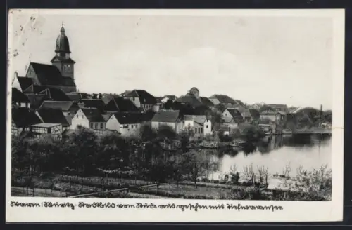 AK Waren /Müritz, Stadtansicht mit Kirche und See