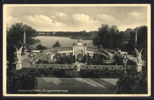 AK Schwerin /Meckl., Burggartenterrasse aus der Vogelschau