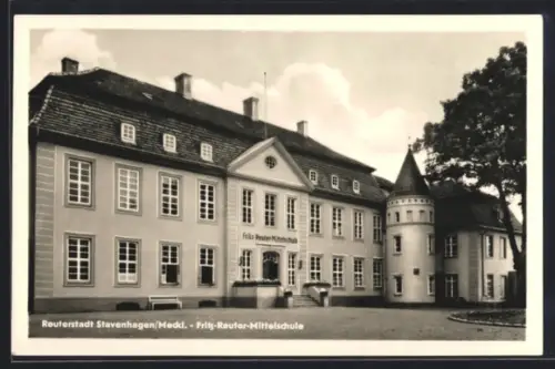 AK Stavenhagen /Meckl., Fritz-Reuter-Mittelschule