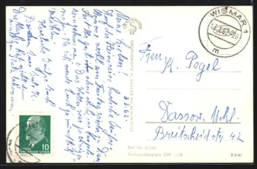 AK Rostock, Karl-Marx-Platz mit Turmgebäude