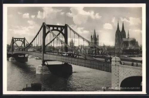 AK Köln, Hindenburgbrücke, Kölner Dom, Altstadt