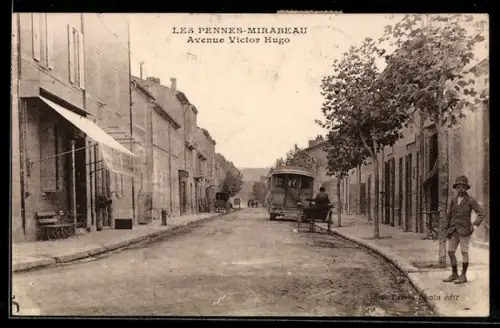 AK Les Pennes-Mirabeau, Avenue Victor Hugo