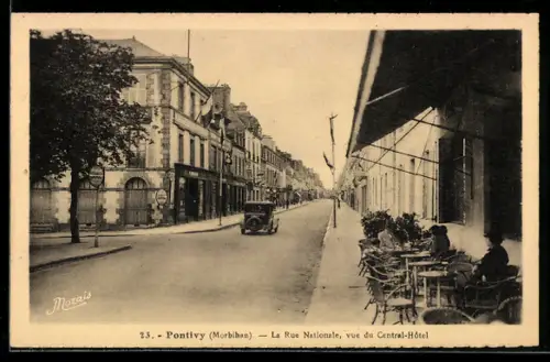 AK Pontivy /Morbihan, La Rue Nationale, vue du Central-Hôtel