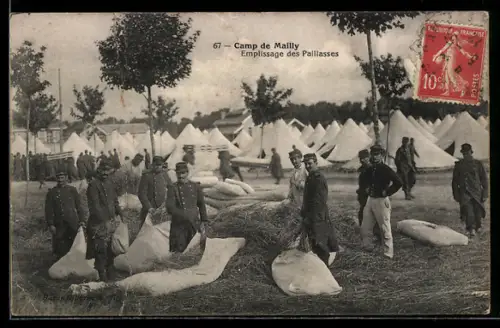 AK Camp de Mailly, Emplissage des Paillasses
