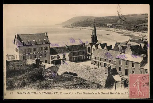 AK Saint-Michel-en-Grève /C.-du-N., Vue Générale et le Grand Hôtel de la Plage