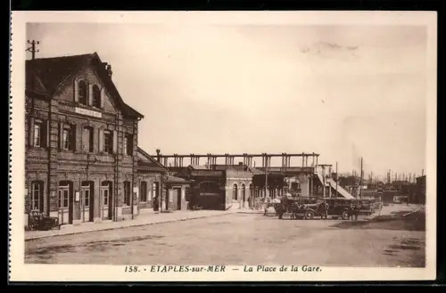 AK Etaples-sur-Mer, La Place de la Gare