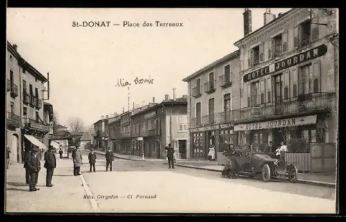 AK Saint-Donat, Place des Terreaux avec l`Hôtel Jourdan