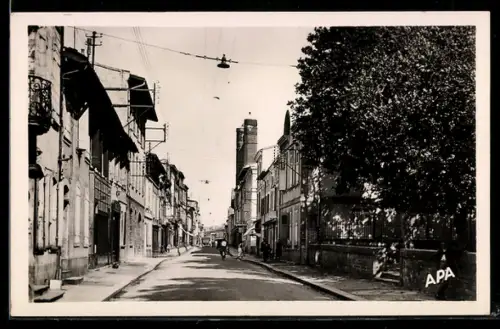 AK Villefranche de Lauragais /Hte-Gne, Rue de la République