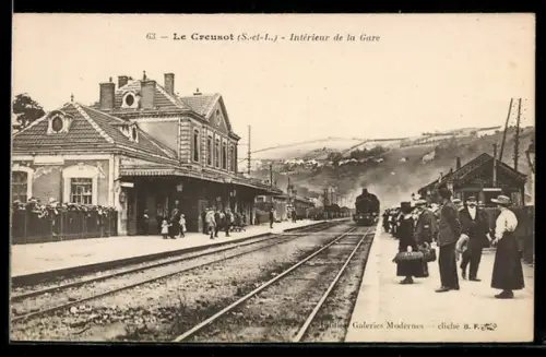 AK Le Creusot /S.-et-I., Intérieur de la Gare